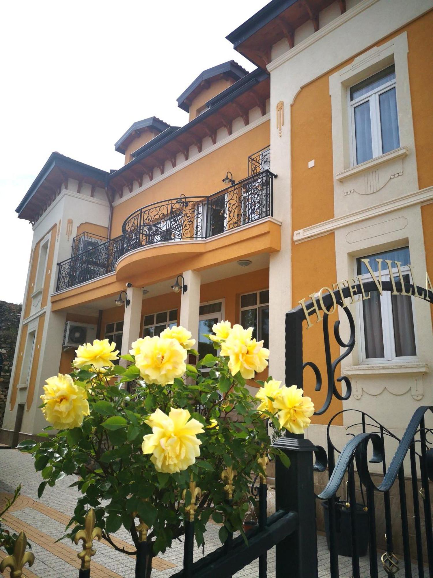Villa Paris Hisarya Exterior photo